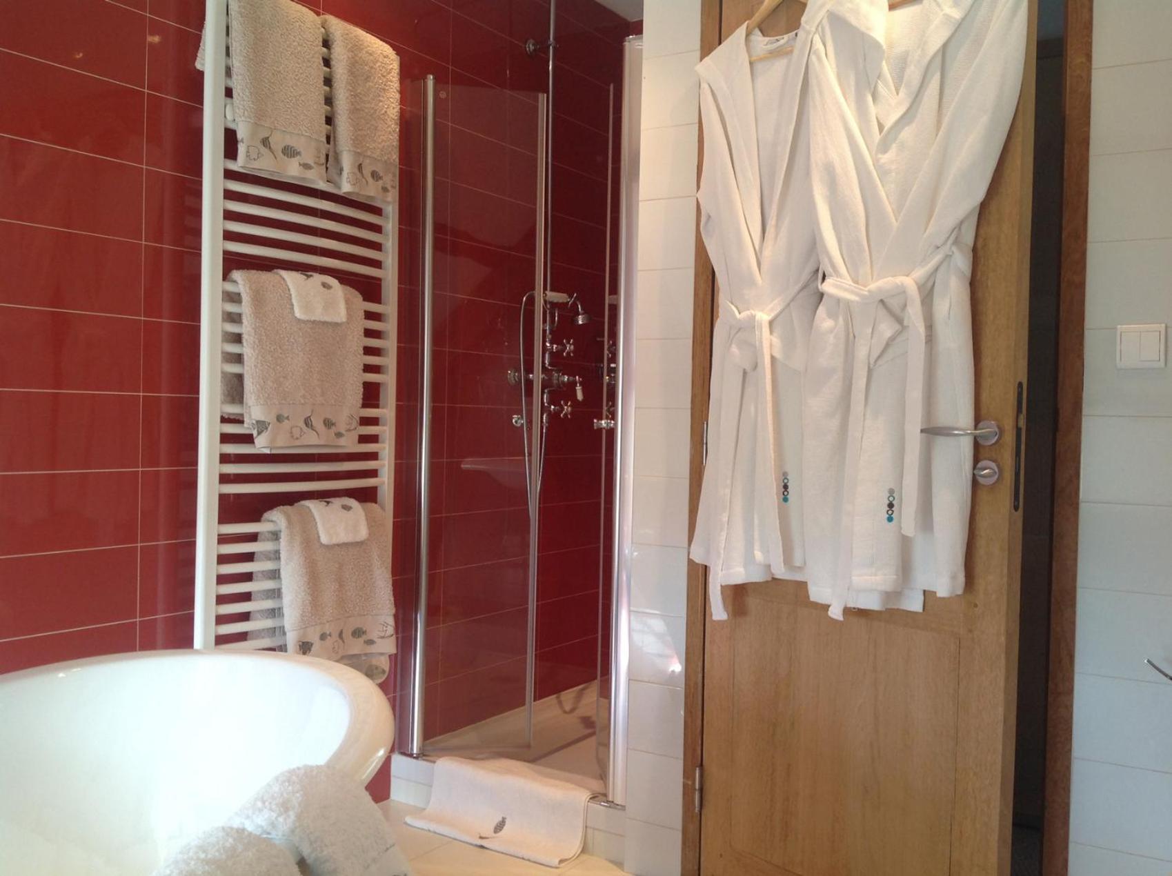 Manoir De La Rogerais & Spa Beaussais Sur Mer Номер фото